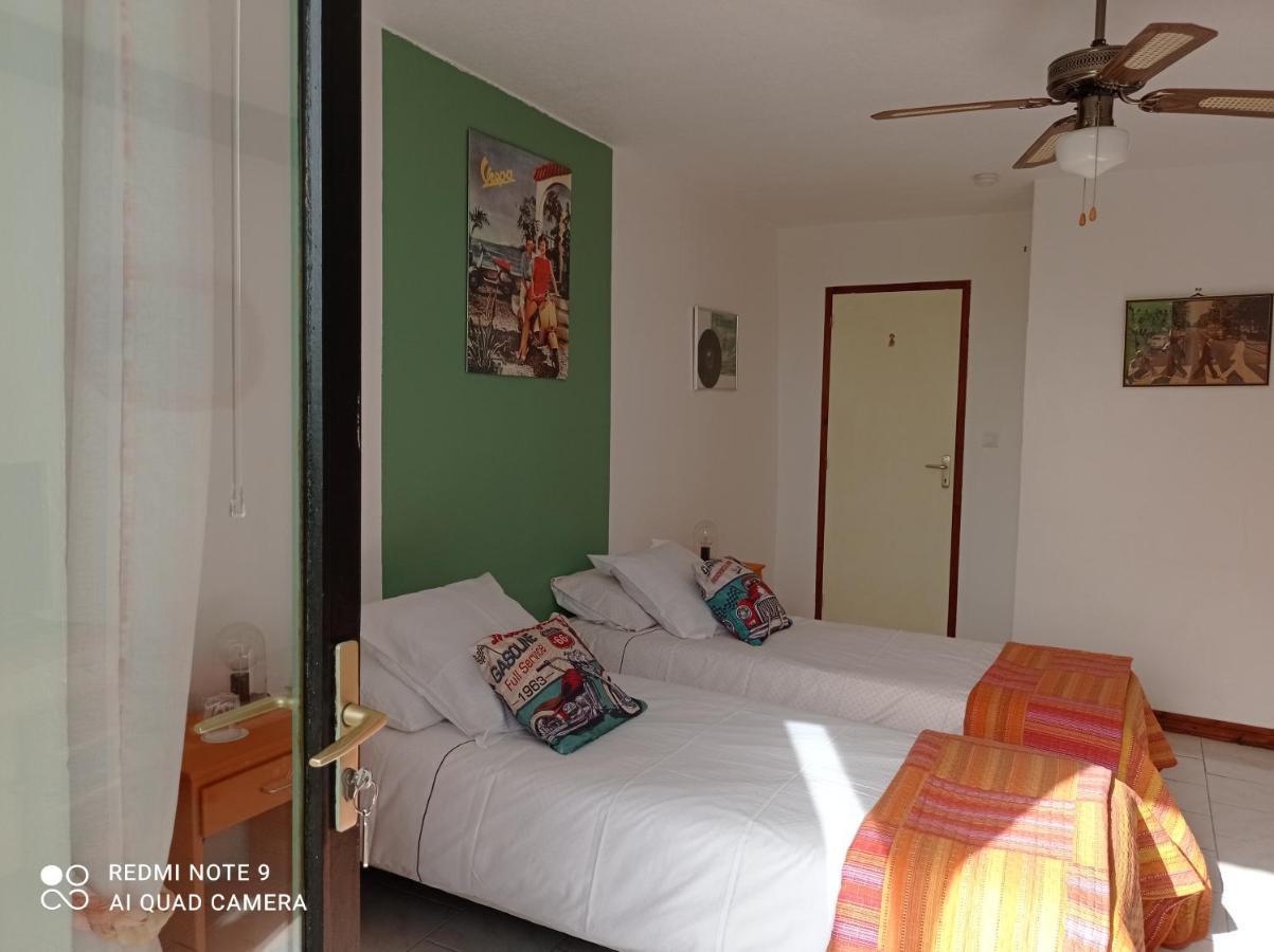Bouges  A L Époque Bed & Breakfast エクステリア 写真